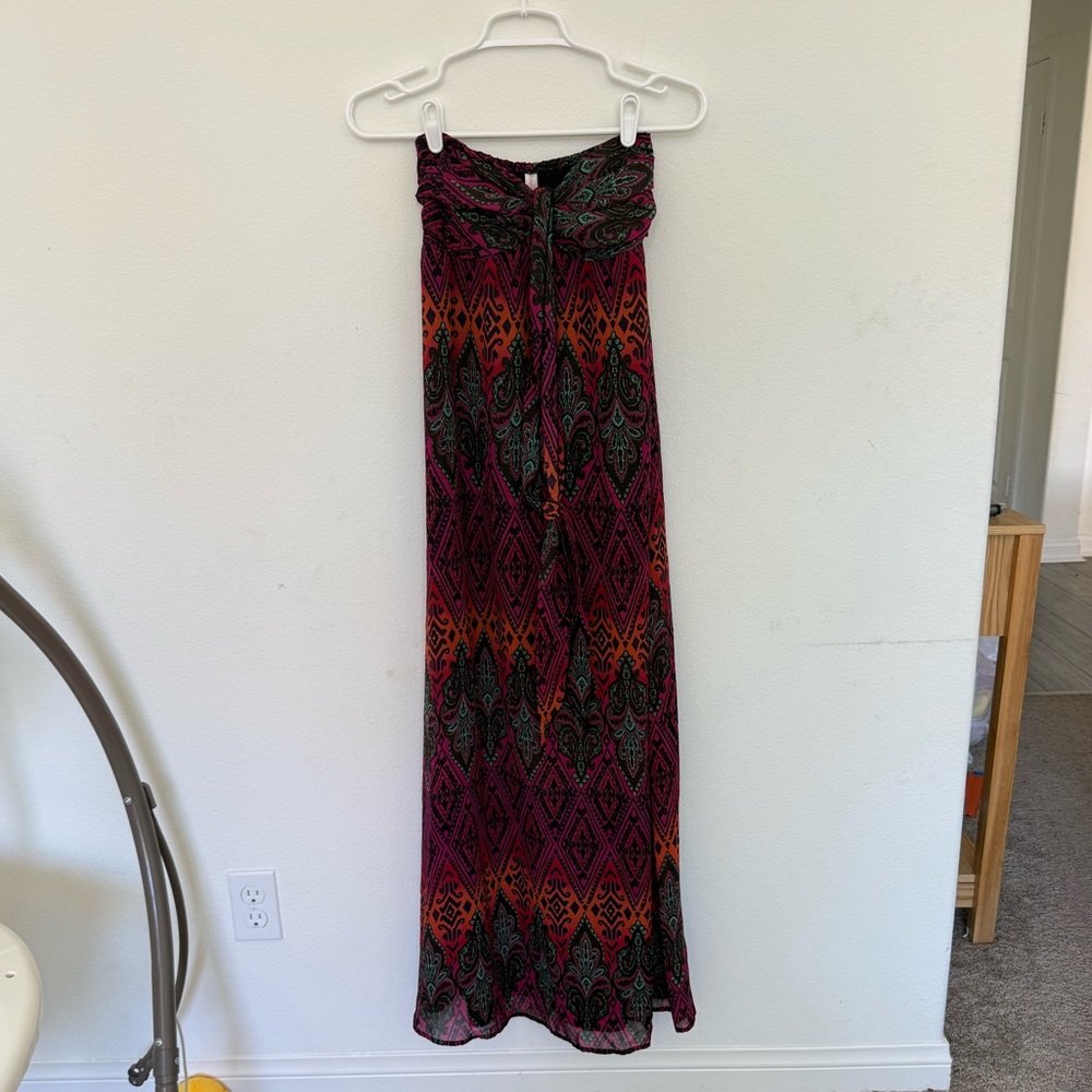 Vibrant Strapless Maxi Dress in Fuchsia & Orange Paisley